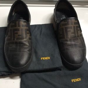 AUTHENTIC FENDI MENS SNEAKERS